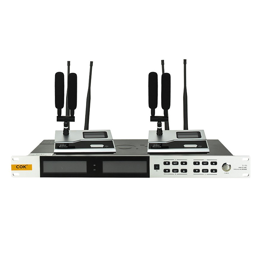 C.O.K S-05 Handheld Professional Wireless Microphone